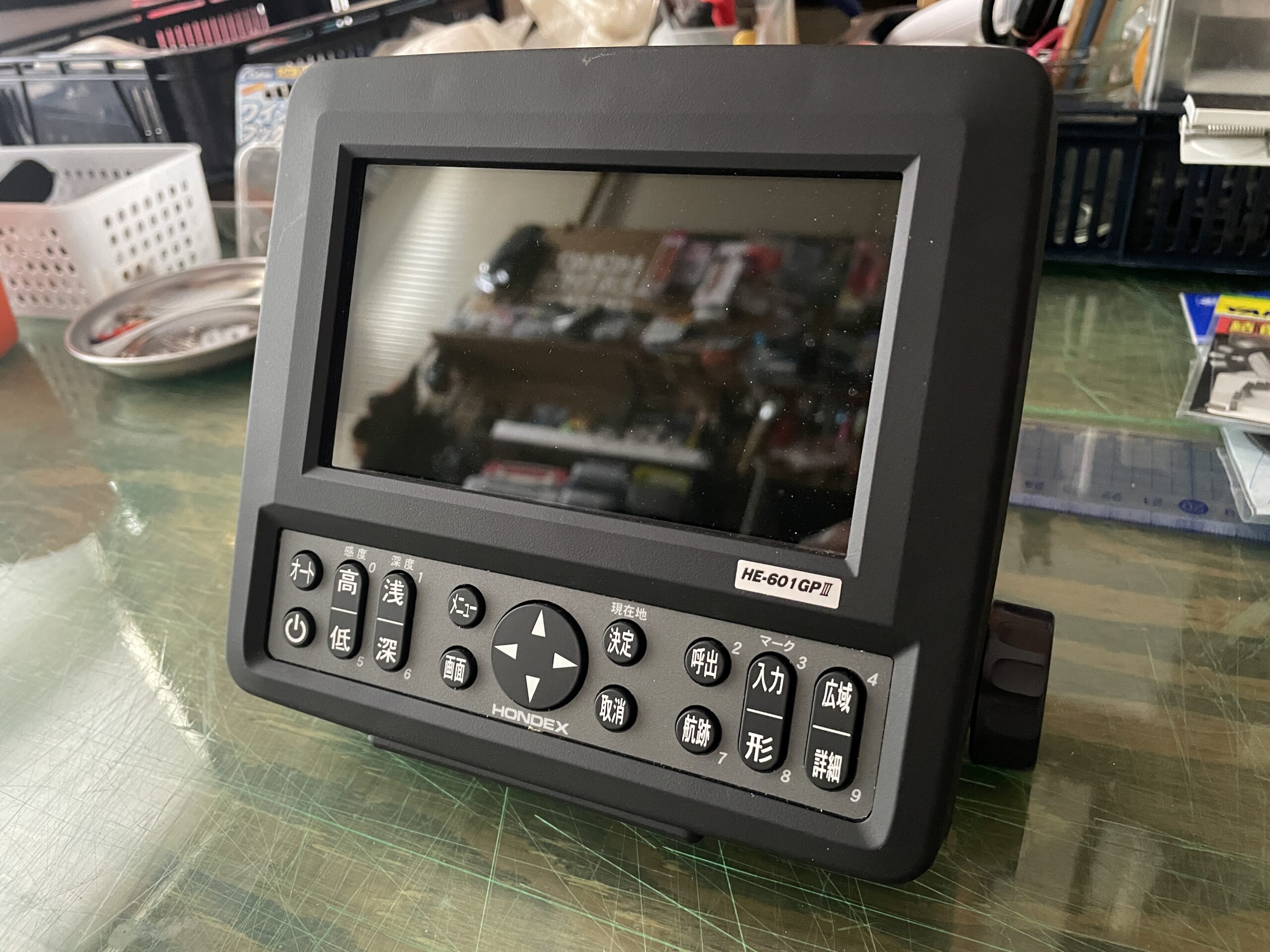 ホンデックスHE-601GPE2 5型ワイドカラー液晶 GPSプロッター魚探 HE 